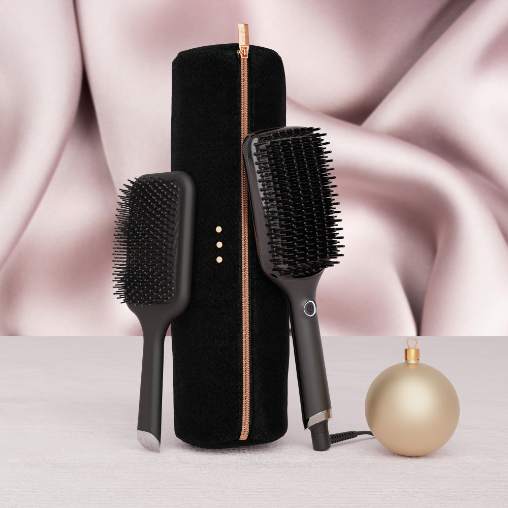 GHD GLIDE + MAX CERAMIC SMOOTHING HOT BRUSH GIFT SET
