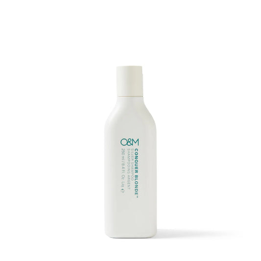 O & M ORIGINAL & MINERAL CONQUER BLONDE SHAMPOO 250ML
